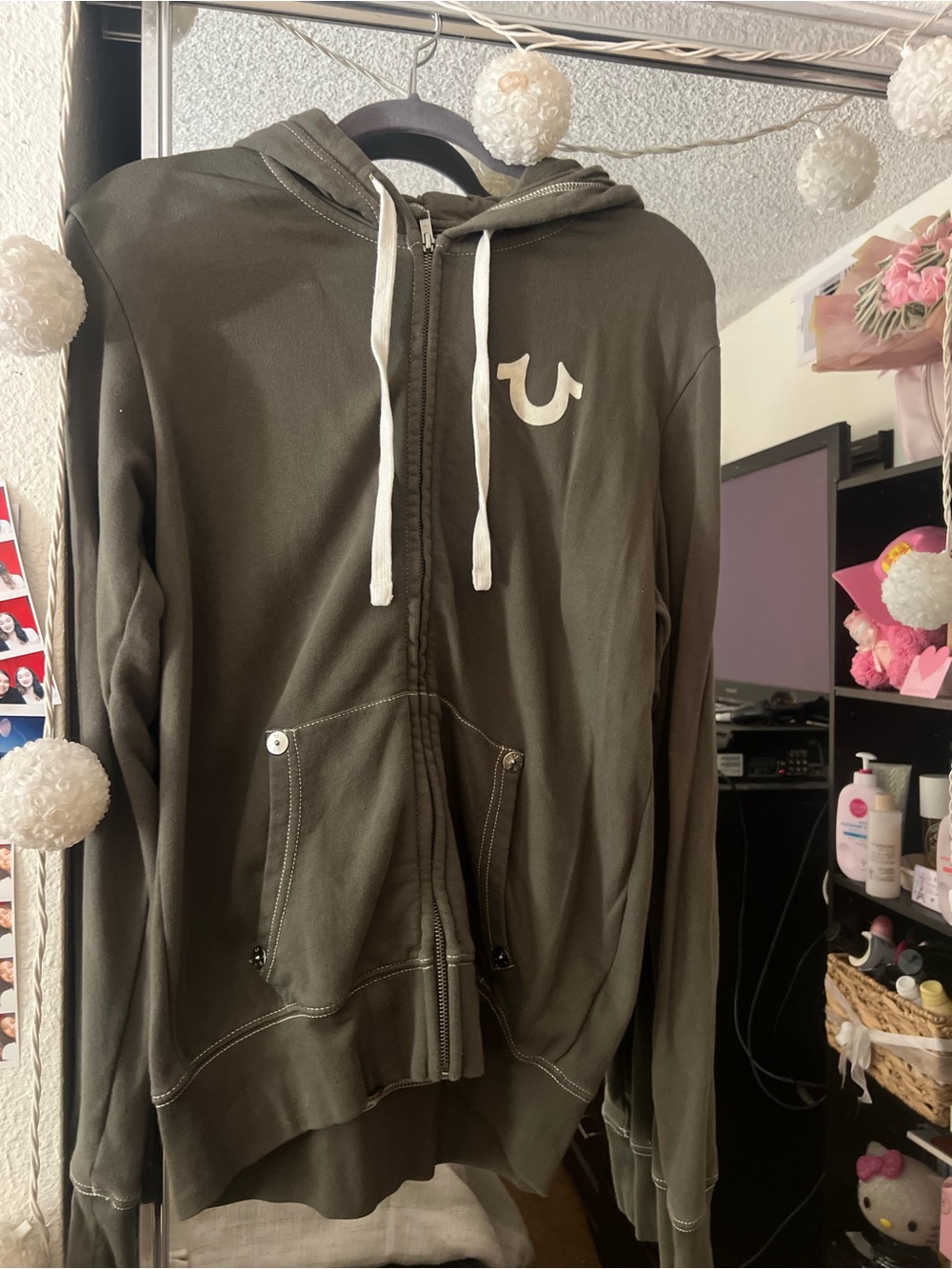 true religion men’s zipup hoodie in olive green
